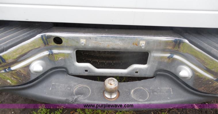 image for item H3624 1999 Ford F150 XL pickup truck