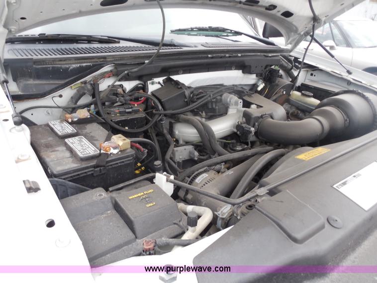 image for item H3624 1999 Ford F150 XL pickup truck