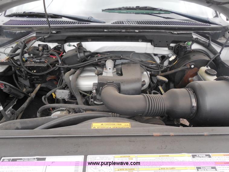 image for item H3624 1999 Ford F150 XL pickup truck