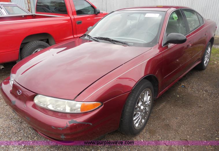 image for item H3625 2001 Oldsmobile Alero GX