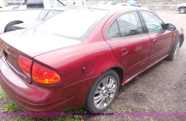 image for item H3625 2001 Oldsmobile Alero GX