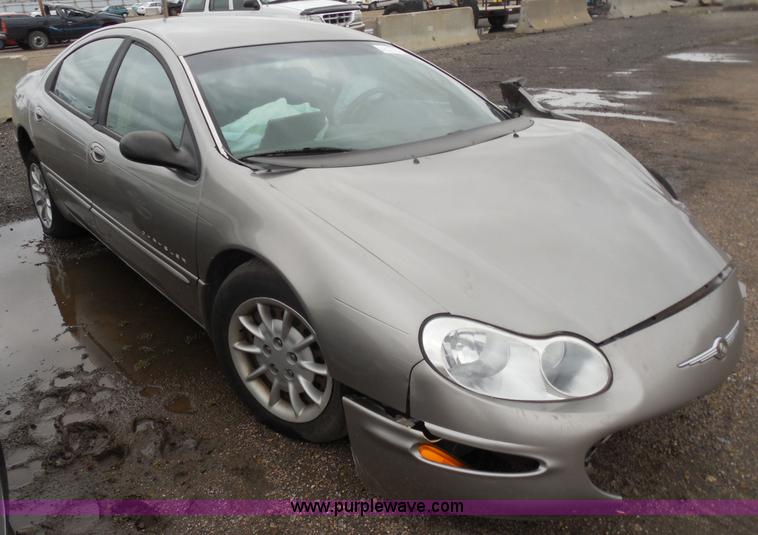 image for item H3626 1998 Chrysler Concorde LX