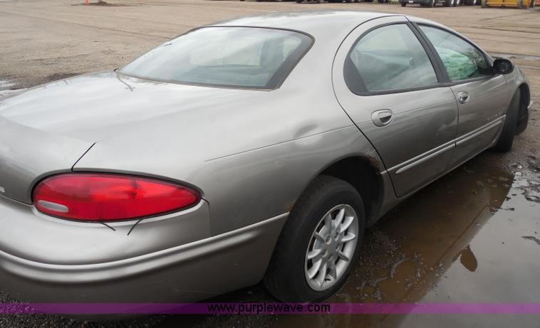 image for item H3626 1998 Chrysler Concorde LX