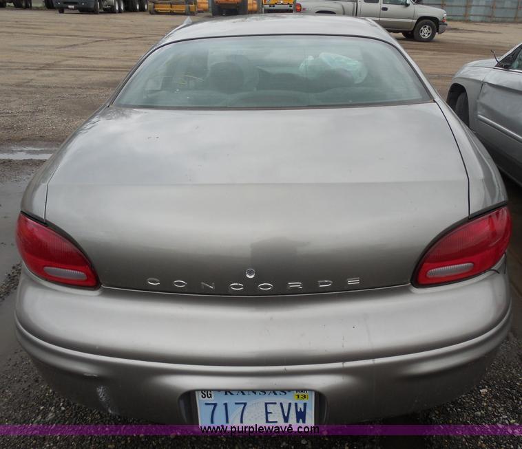 image for item H3626 1998 Chrysler Concorde LX