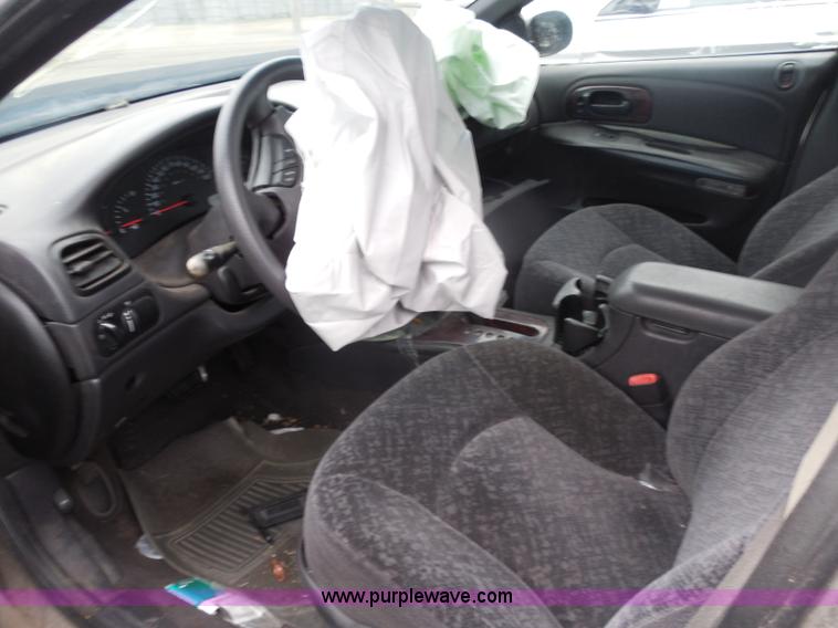 image for item H3626 1998 Chrysler Concorde LX