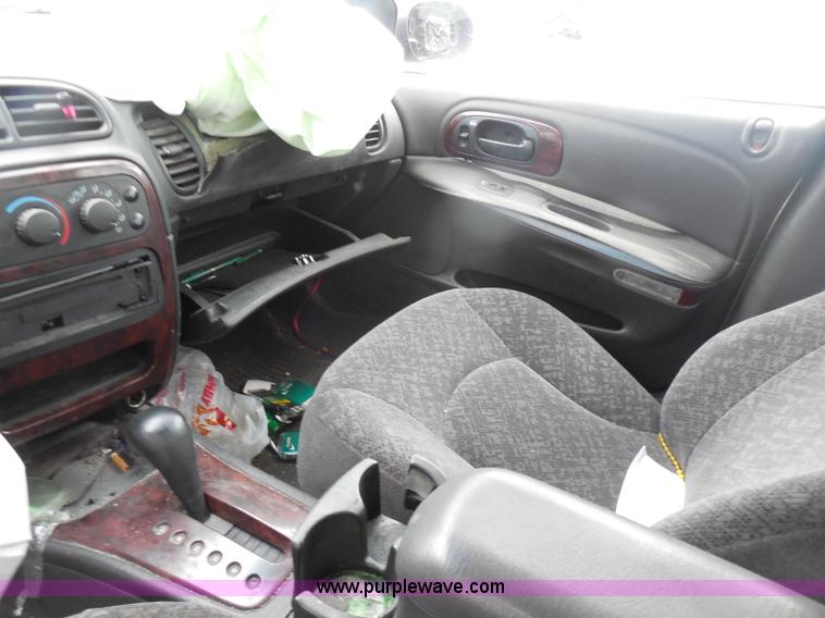 image for item H3626 1998 Chrysler Concorde LX