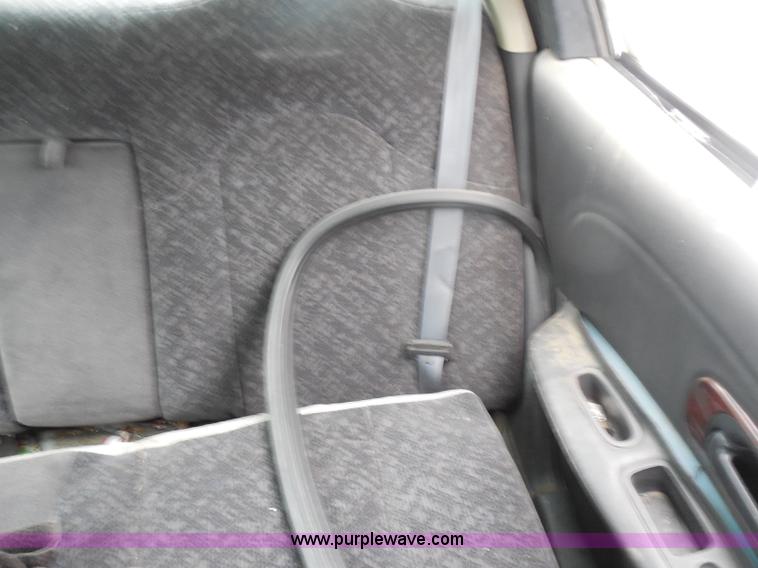 image for item H3626 1998 Chrysler Concorde LX