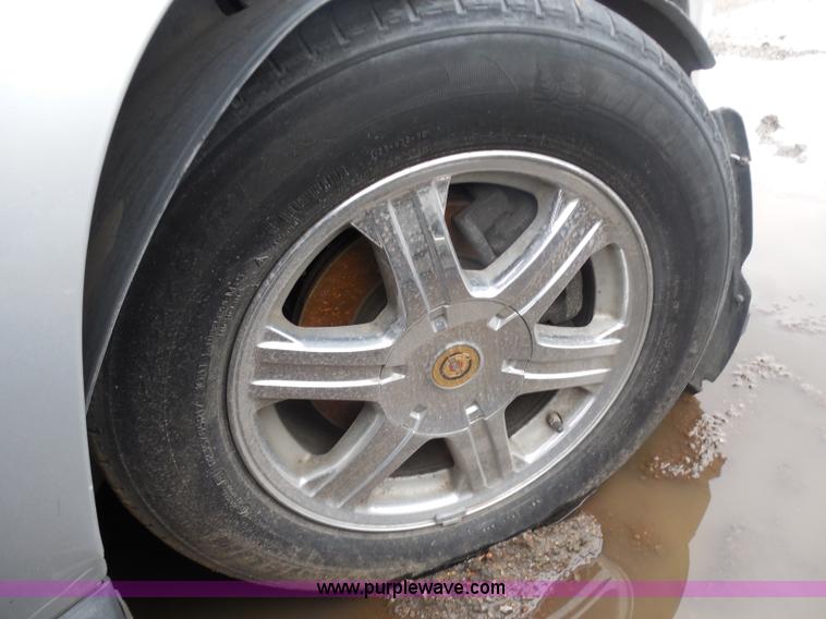 image for item H3627 2004 Chrysler Pacifica