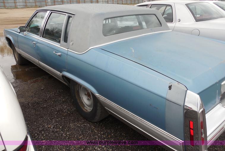 image for item H3628 1990 Cadillac Brougham
