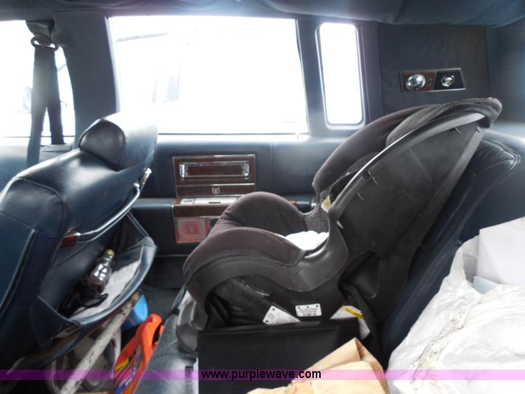 image for item H3628 1990 Cadillac Brougham