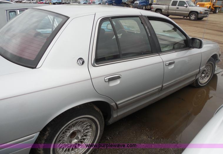 image for item H3629 1993 Mercury Grand Marquis LS