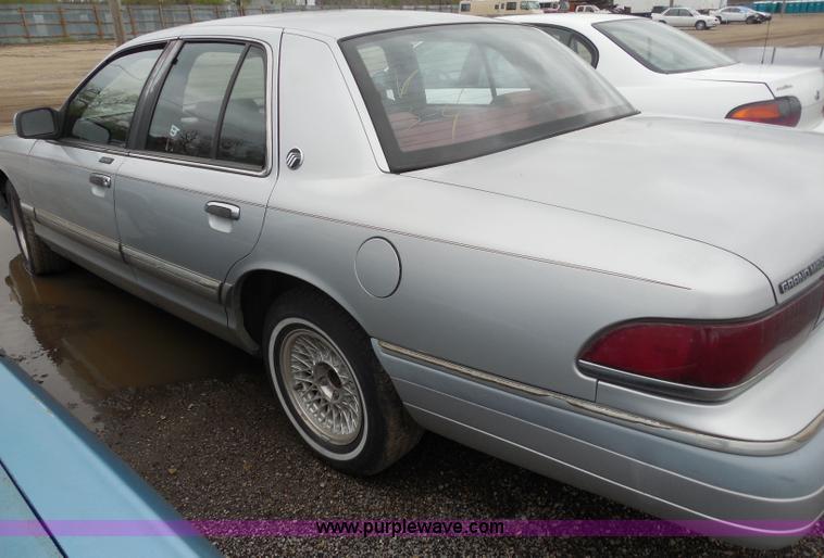 image for item H3629 1993 Mercury Grand Marquis LS
