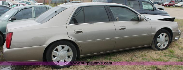 image for item H3630 2002 Cadillac DeVille DTS