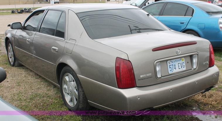 image for item H3630 2002 Cadillac DeVille DTS