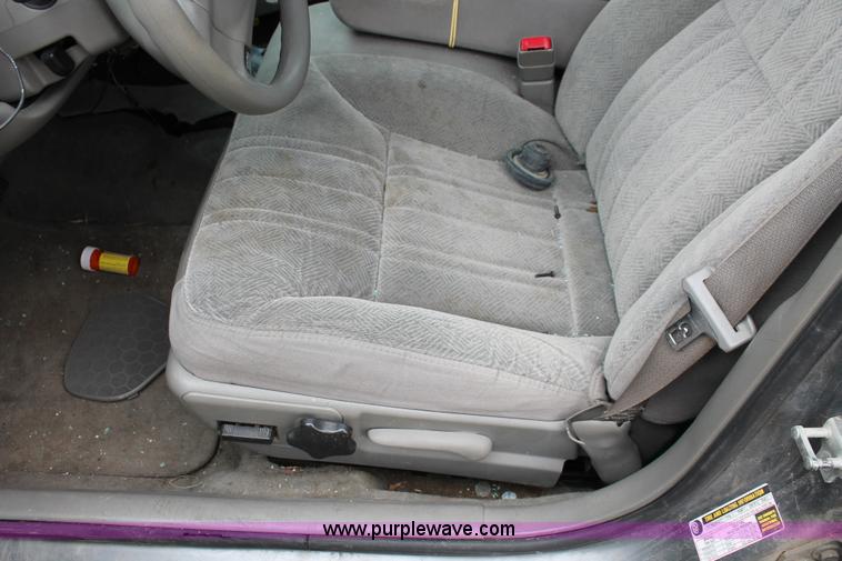 image for item H3631 2004 Chevrolet Impala