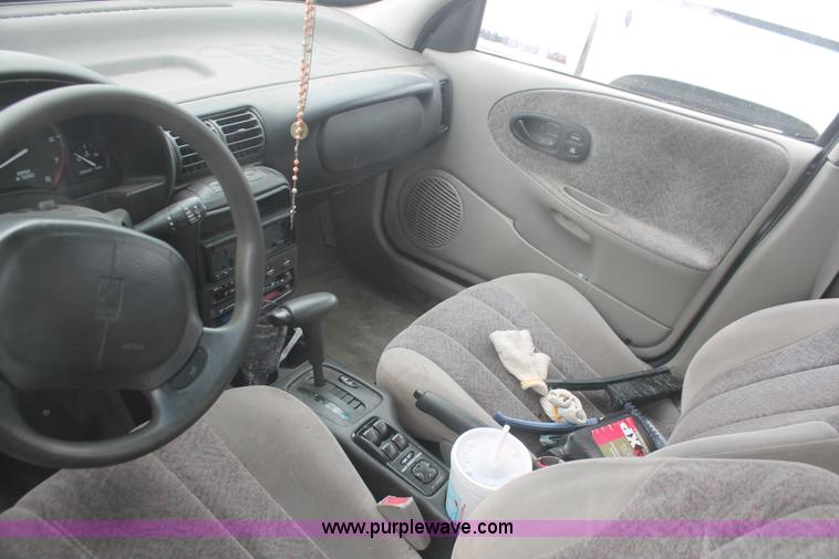 image for item H3632 1996 Saturn SL SL2