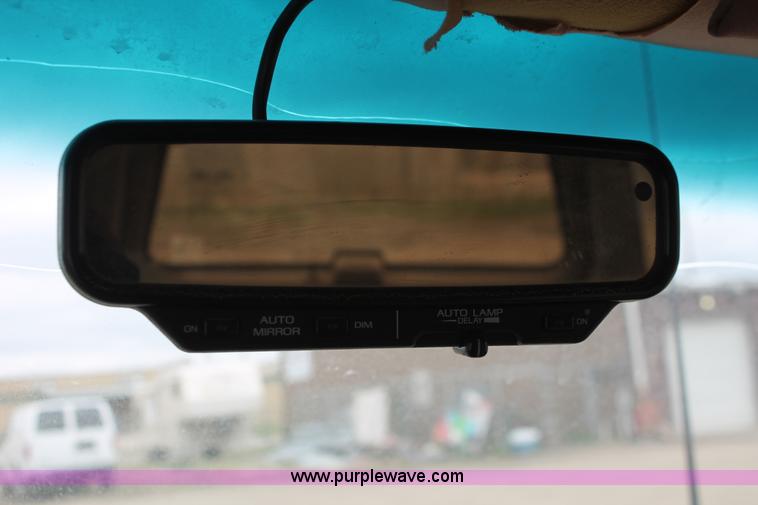 image for item H3635 1994 Ford Explorer XLT SUV