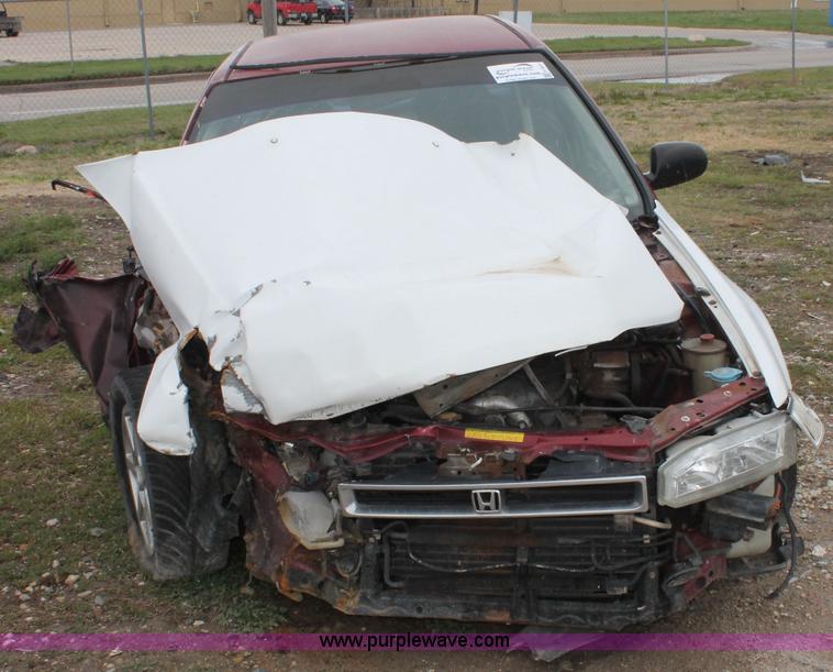 image for item H3637 1990 Honda Accord DX