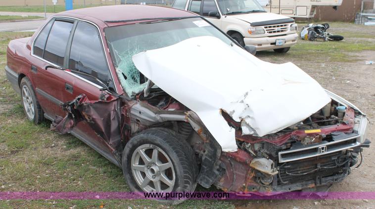 image for item H3637 1990 Honda Accord DX