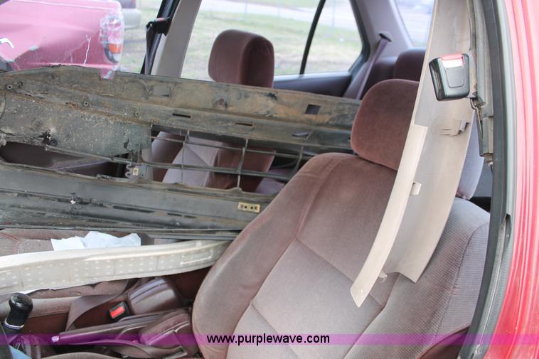 image for item H3637 1990 Honda Accord DX