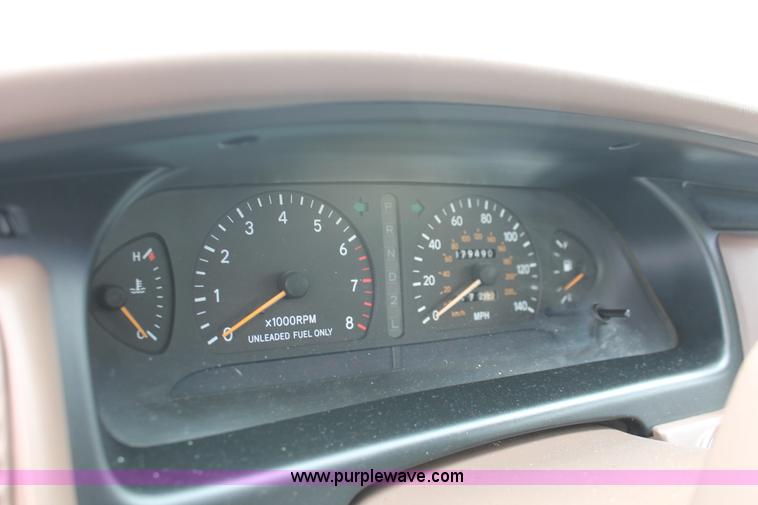 image for item H3639 1996 Toyota Avalon