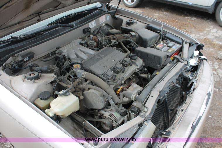 image for item H3639 1996 Toyota Avalon