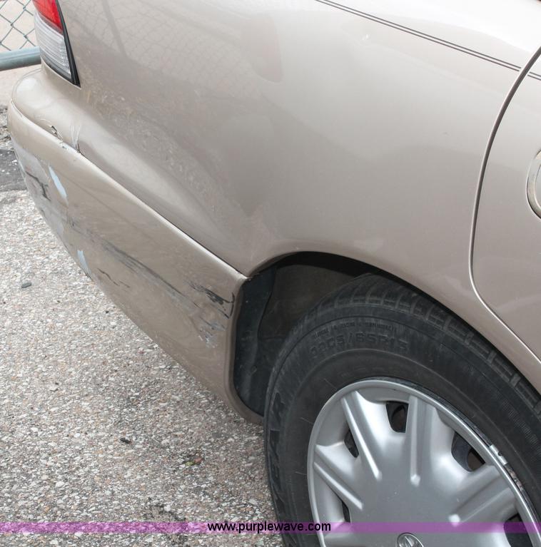 image for item H3639 1996 Toyota Avalon