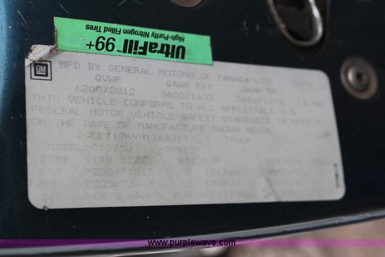 image for item H3641 1992 Chevrolet Silverado 1500 Extended Cab pickup truck