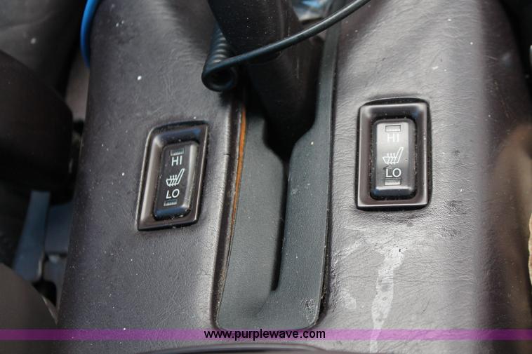 image for item H3643 1995 Lexus ES300