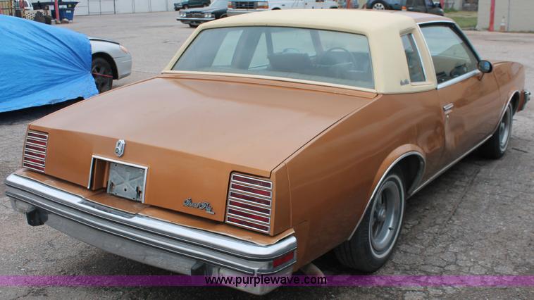 image for item H3644 1978 Pontiac Grand Prix