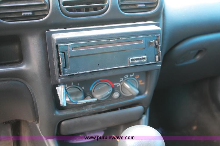 image for item H3646 2000 Pontiac Grand Prix SE