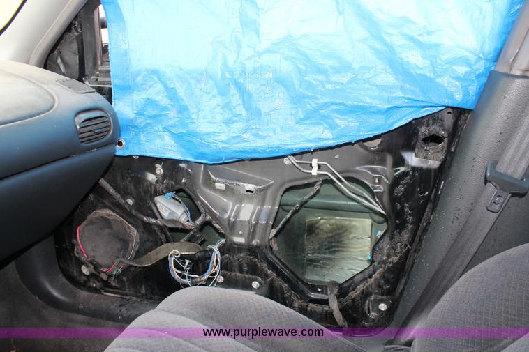 image for item H3646 2000 Pontiac Grand Prix SE