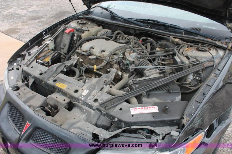 image for item H3646 2000 Pontiac Grand Prix SE