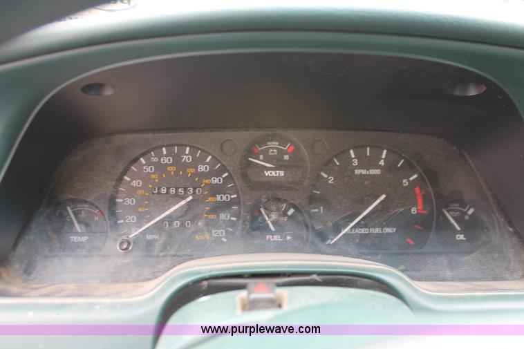 image for item H3647 1995 Mercury Cougar XR-7 Nightcat