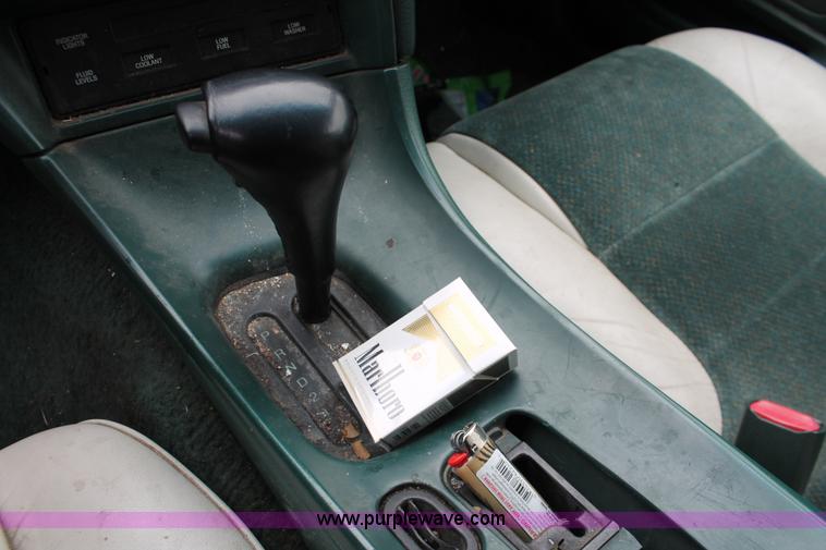 image for item H3647 1995 Mercury Cougar XR-7 Nightcat