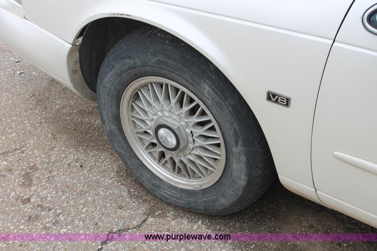 image for item H3647 1995 Mercury Cougar XR-7 Nightcat