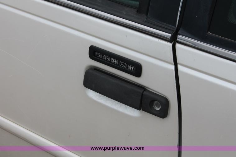 image for item H3647 1995 Mercury Cougar XR-7 Nightcat