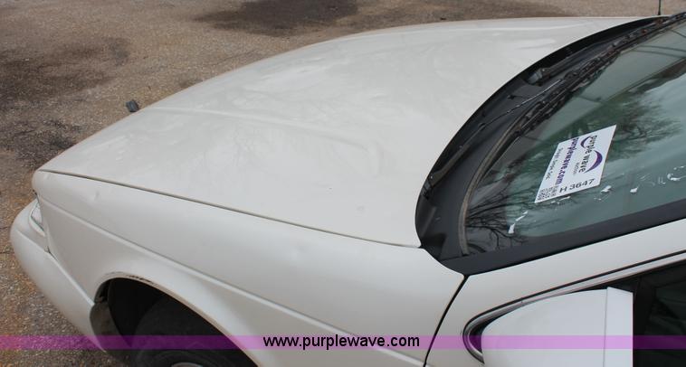 image for item H3647 1995 Mercury Cougar XR-7 Nightcat