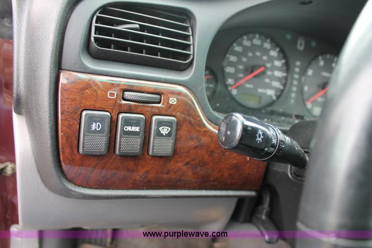 image for item H3649 2000 Subaru Outback Limited