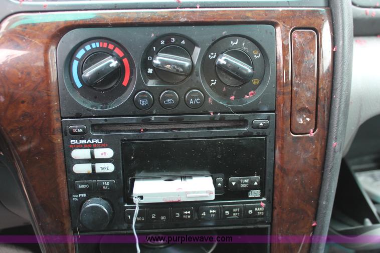 image for item H3649 2000 Subaru Outback Limited