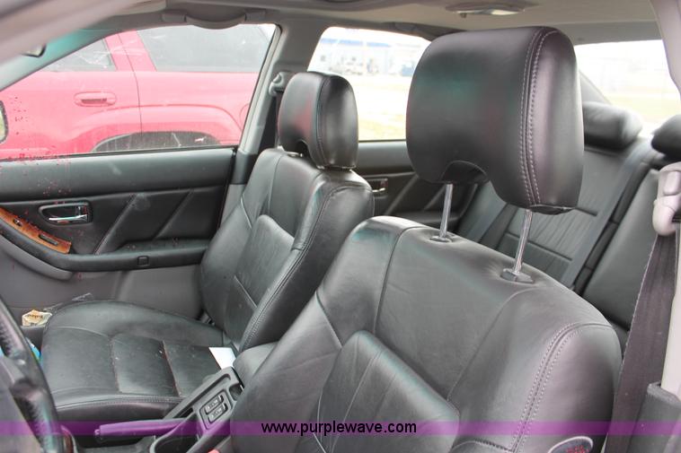 image for item H3649 2000 Subaru Outback Limited