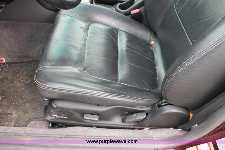 image for item H3649 2000 Subaru Outback Limited