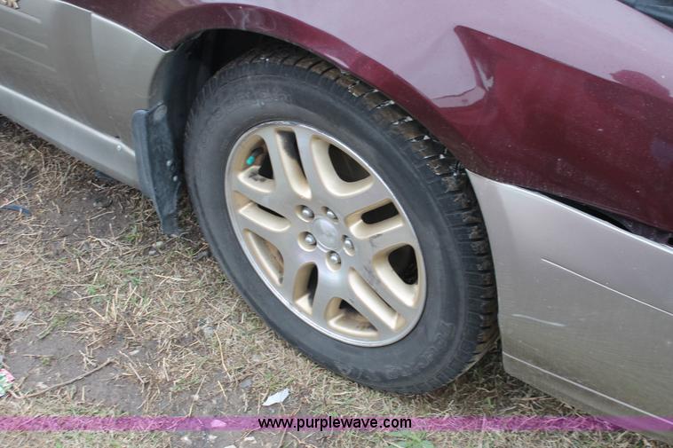 image for item H3649 2000 Subaru Outback Limited