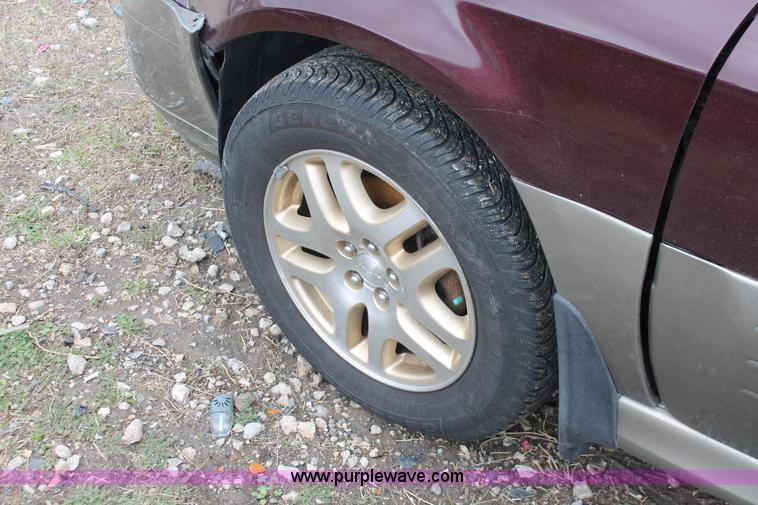 image for item H3649 2000 Subaru Outback Limited