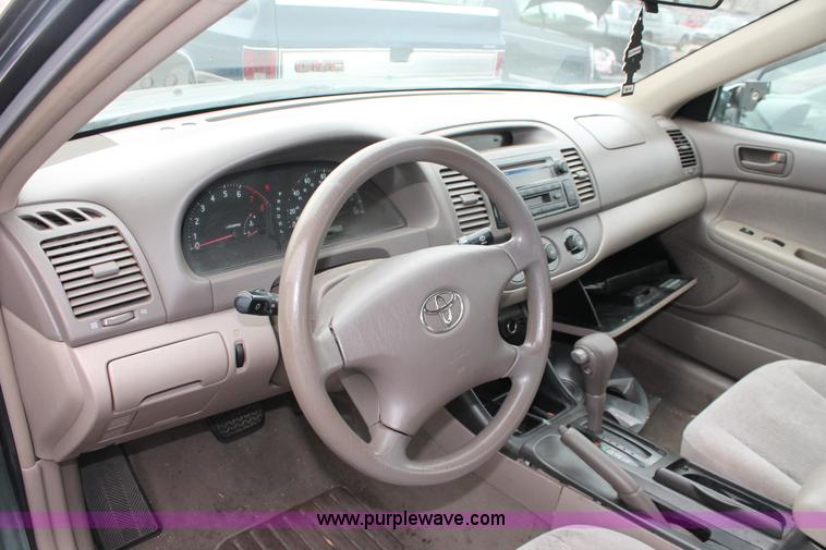 image for item W9458 2003 Toyota Camry