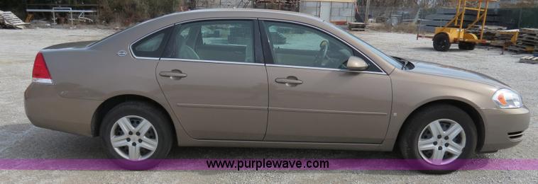 image for item B4612 2007 Chevrolet Impala LS