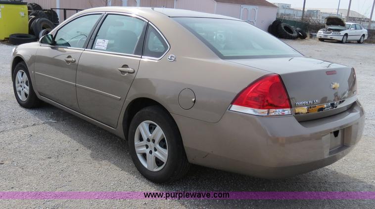 image for item B4612 2007 Chevrolet Impala LS