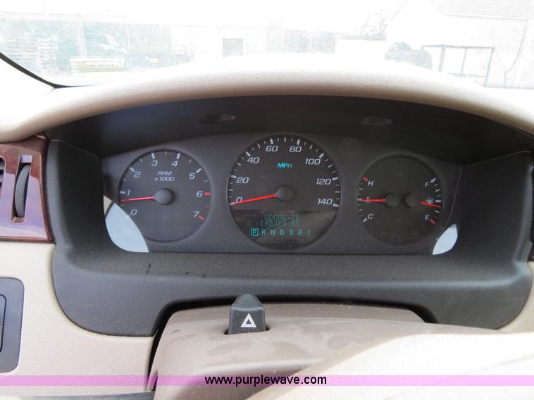 image for item B4612 2007 Chevrolet Impala LS