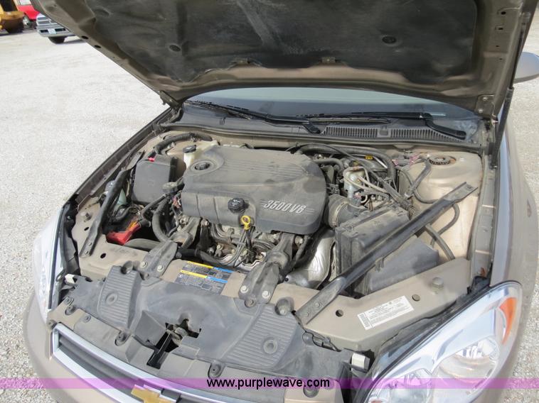 image for item B4612 2007 Chevrolet Impala LS