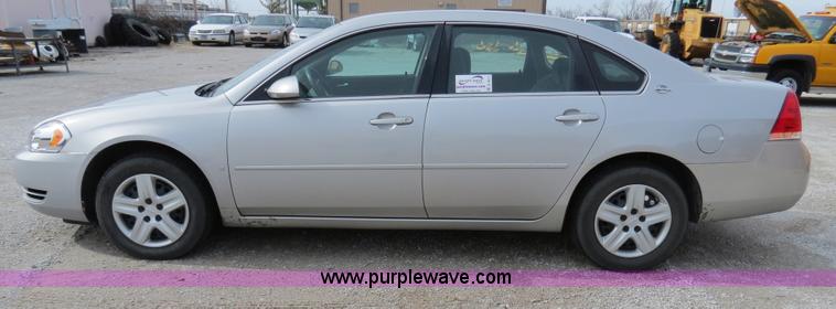 image for item B4613 2008 Chevrolet Impala LS